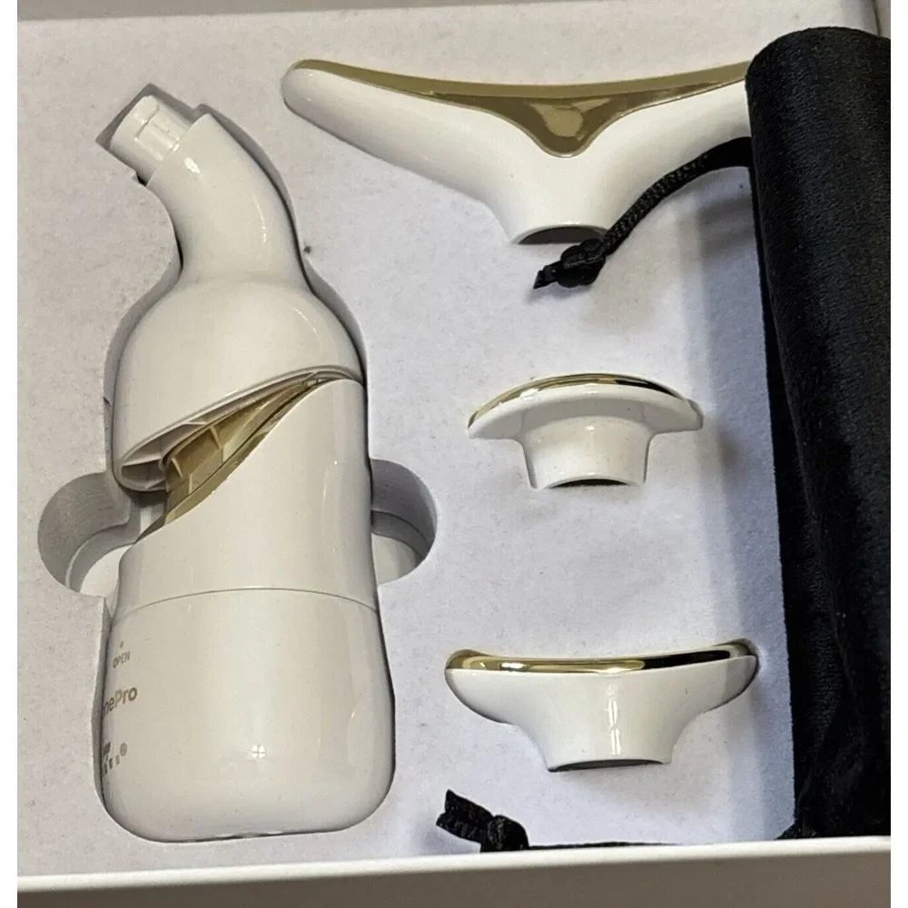 Dermatone pro‎ by De Soap Retails $995 3-in-1 lifting and tightening Anti Aging